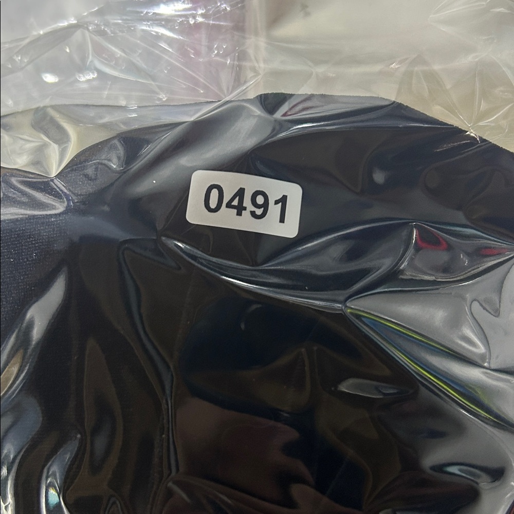 Ever Beauty Black Velvet Dress with White Front Lapel Collar (Women’s Size 4) - Picture 11 of 11